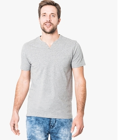 GEMO Tee-shirt homme regular fit manches courtes et col tunisien Gris