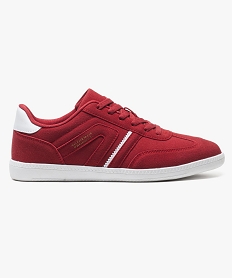 GEMO Tennis homme en suédine avec détails contrastants rouge standard