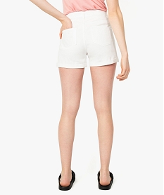 short femme en toile unie avec revers cousus blanc shorts8869101_3