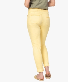 pantalon femme slim en coton stretch colore jauneA464601_3