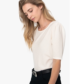 GEMO Tee-shirt femme à manches courtes en matière crêpe Beige