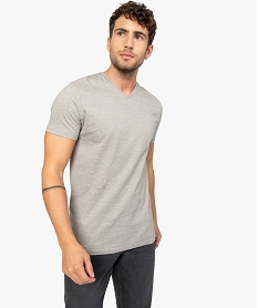 tee-shirt homme a manches courtes et col v coupe slim vertB496201_1