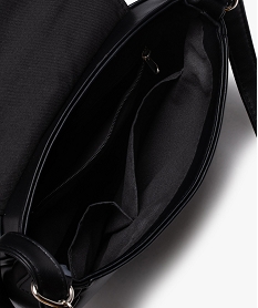 sac femme forme besace avec clous metalliques noirF820901_3
