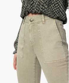 pantalon femme en denim avec poches plaquees vertF870601_2