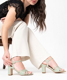 sandales femme a talon haut et fines brides unies vert standard sandales a talonI156201_1