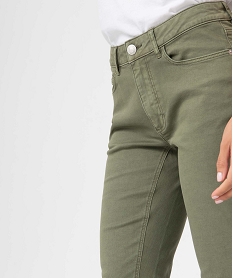 pantalon femme coupe slim en coton stretch vert pantalonsI313401_2