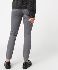 pantalon femme coupe slim effet push-up gris pantalonsI314101_3