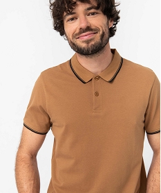 polo a manches courtes et finitions contrastantes homme brun polosI611301_4