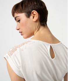 tee-shirt femme a manches courtes avec dentelle sur les epaules beige t-shirts manches courtesI685401_2