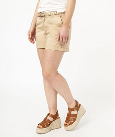 GEMO Short chino en stretch avec ceinture tressée dorée femme Beige