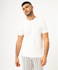 tee-shirt a manches courtes en maille texturee aspect raye homme blanc tee-shirtsK305701_1