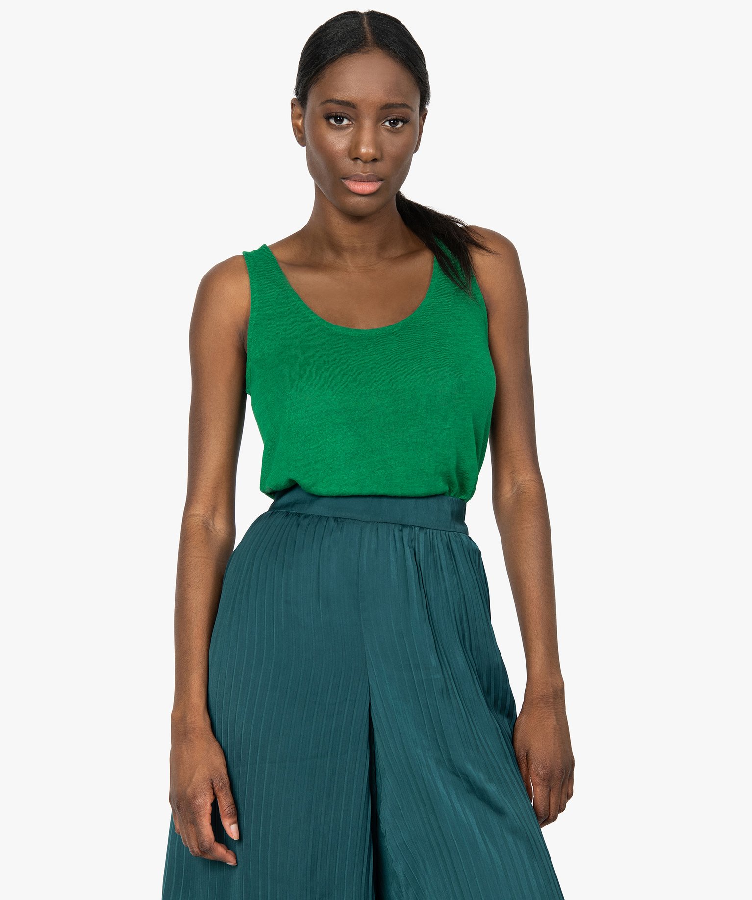 Gemo vetements debardeur femme en maille fine avec lien fantaisie dans le dos vert debardeurs femme GEMO